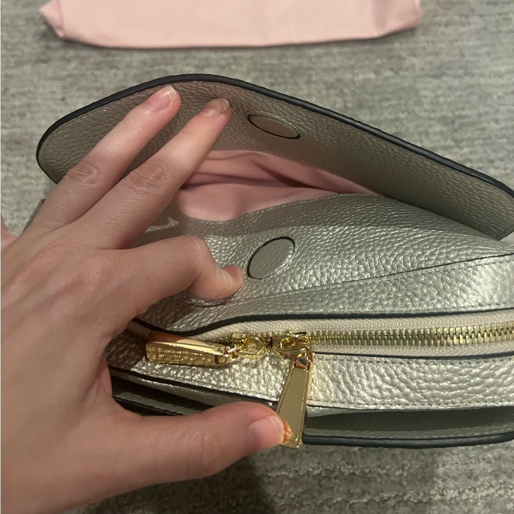 Luana Italy Womens Metallic Grain Leather Double L Camera Handbag Silver - Picture 15 of 15
